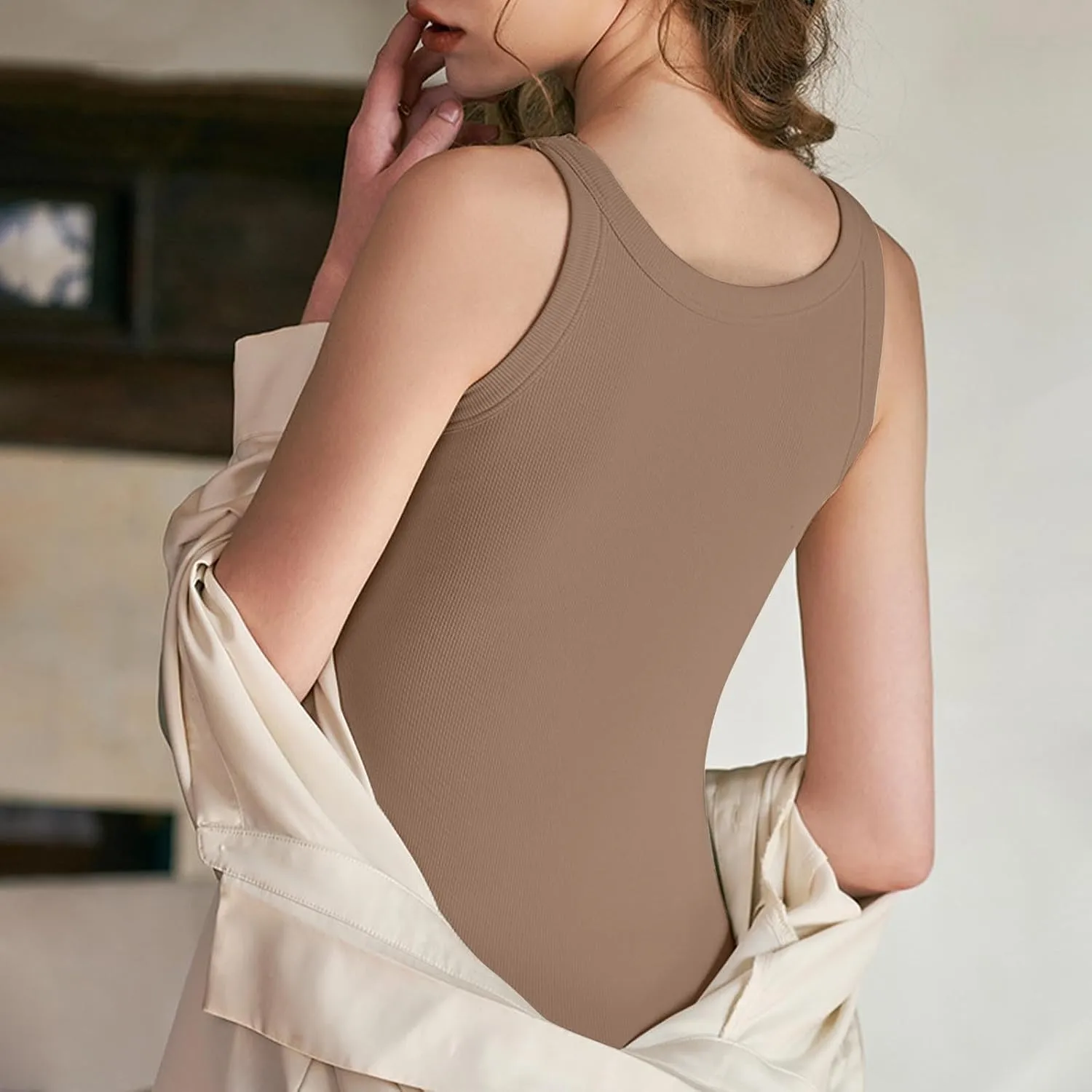 Cotton Tank Tops for Women Solid Color Sleeveless Crew Neck T Shirts Summer Casual Seamless Blouse with Built in Bra