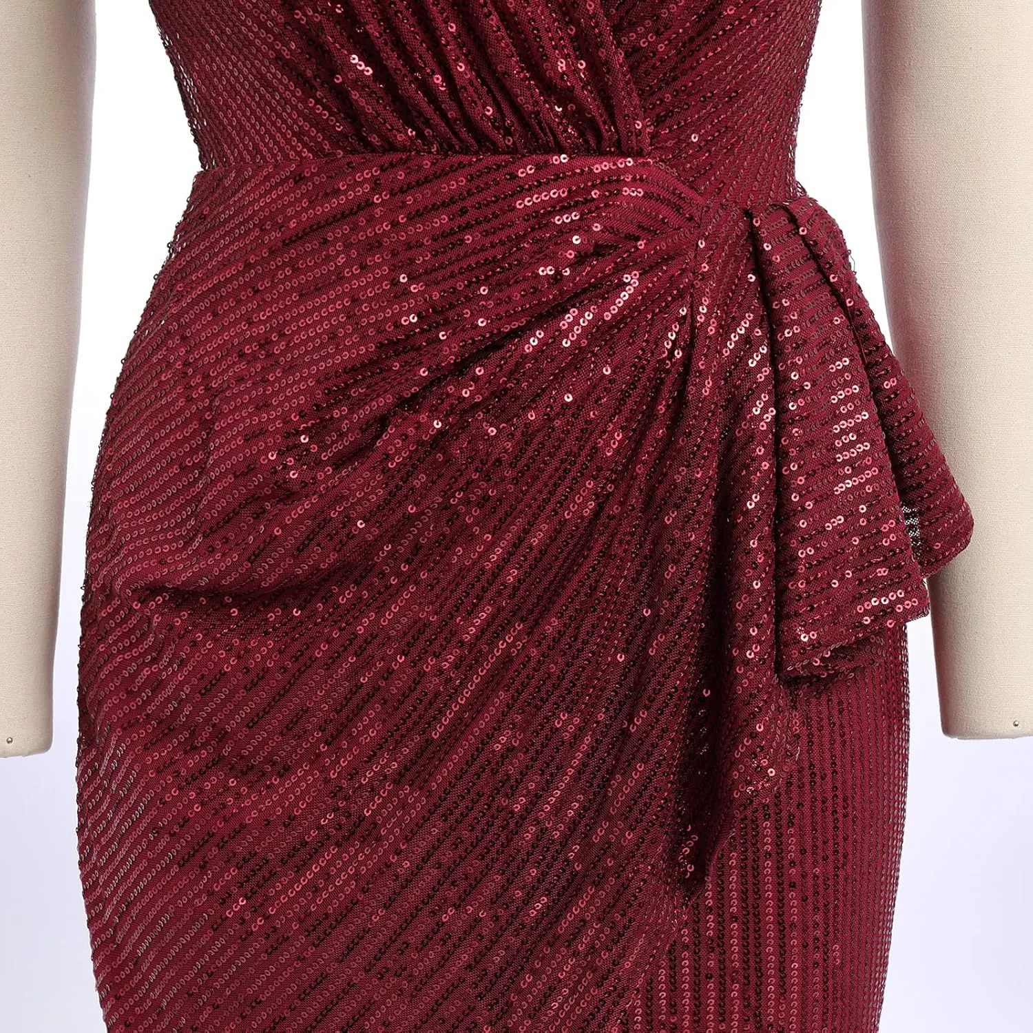 IWEMEK Women Spaghetti Straps Sparkly Sequins Bodycon Mini Dress Party Nightclub Sequin Homecoming Dress for Teens Prom Dress