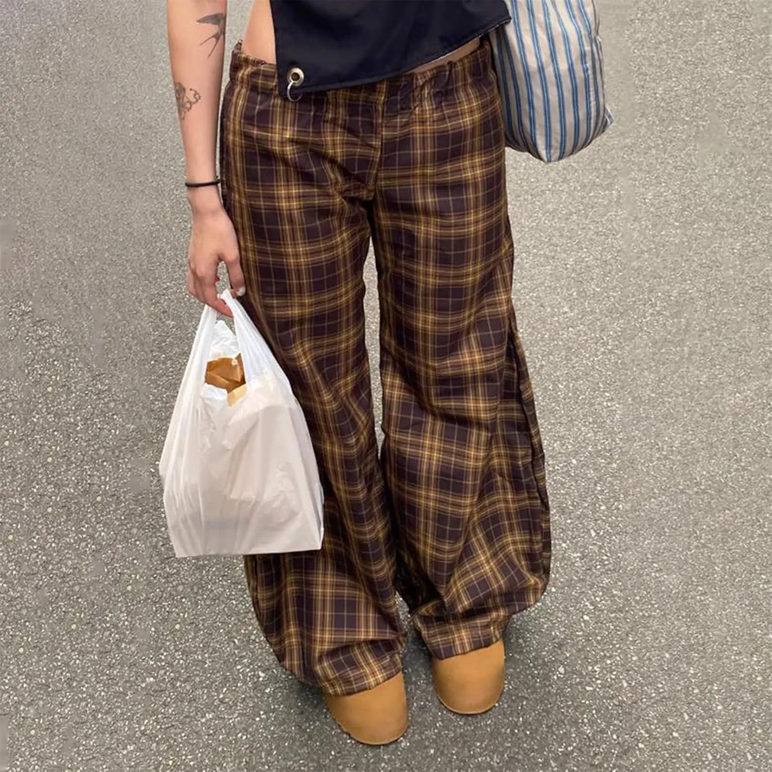 Women Casual Checkered Pants Vintage Loose Fit Gingham Elastic Waist Wide Straight Leg Trousers Y2K Comfy Streetwear