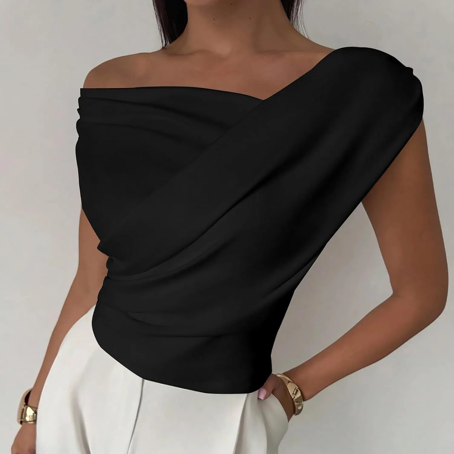 Women Off The Shoulder Top 2025 Summer Sleeveless Ruched T Shirt Fashion Asymmetrical Slim Fit Y2K Going Out Tops