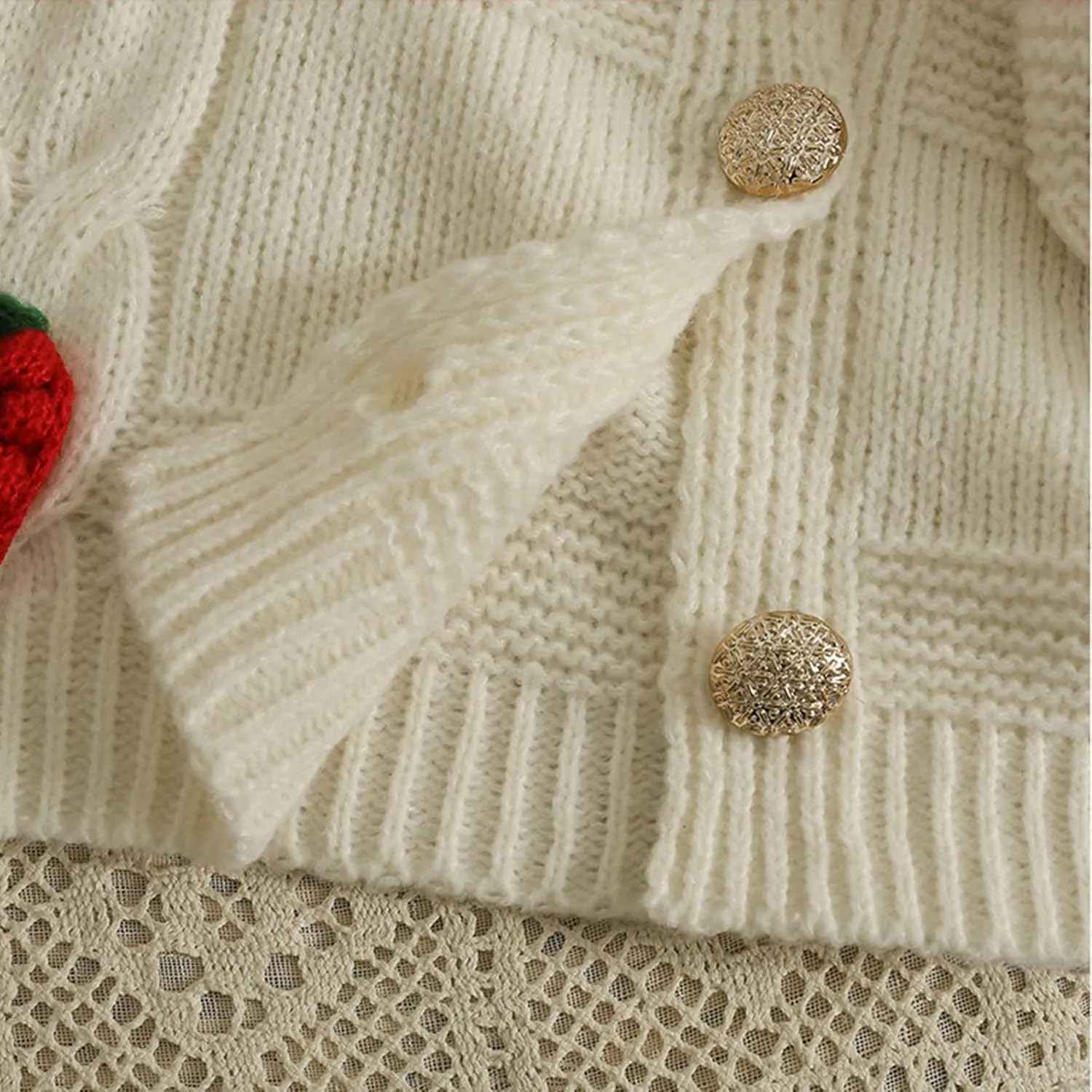 Women's Knit Strawberry Cardigan Cozy Short Chunky Sweater Long Sleeve Coat Daliy Fashion Trendy Tops Lightweight