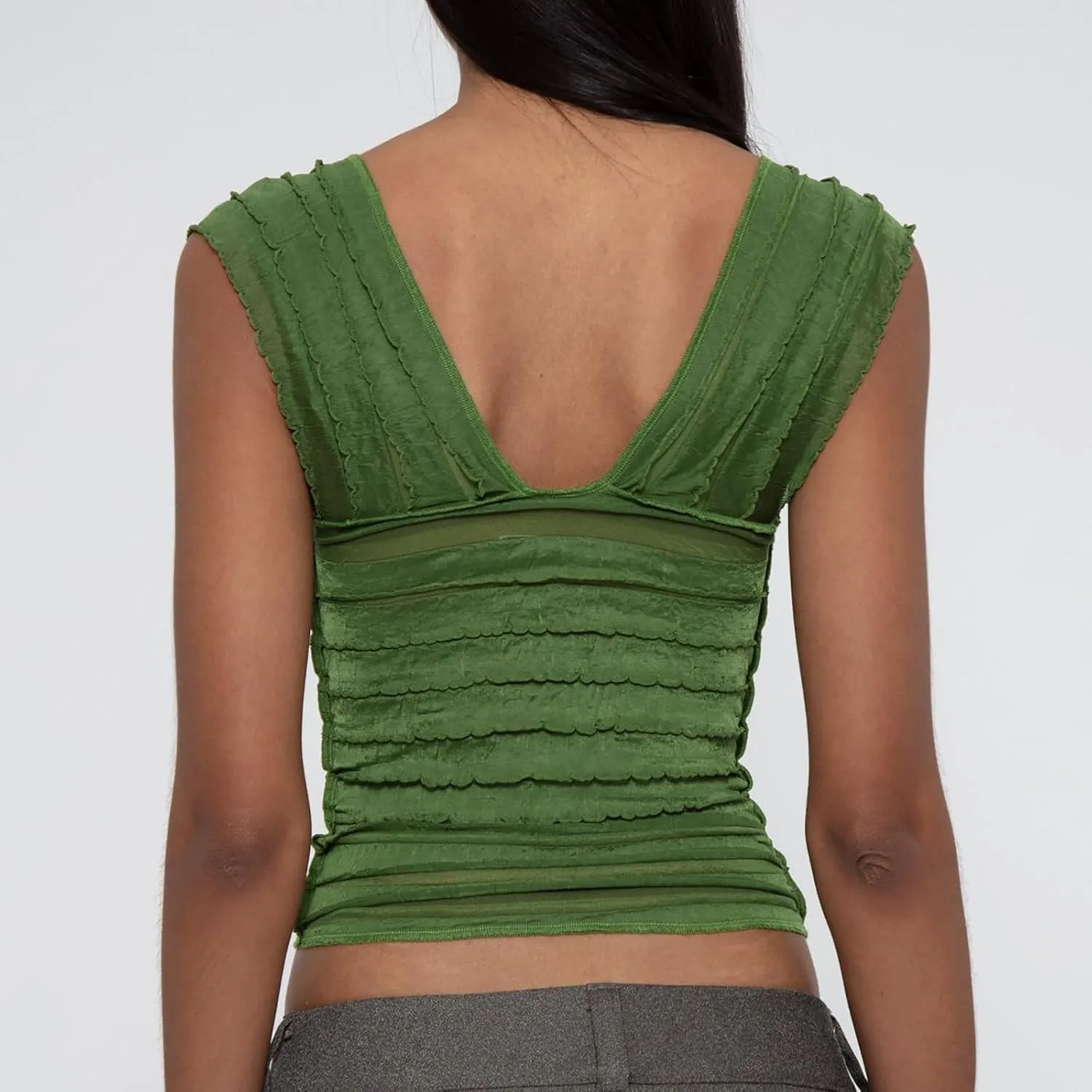 Women's Summer Crop Tops Sleeveless Smocked Shirts Solid Color Sexy Backless Going Out Tank Tee Trendy Y2K Outfits
